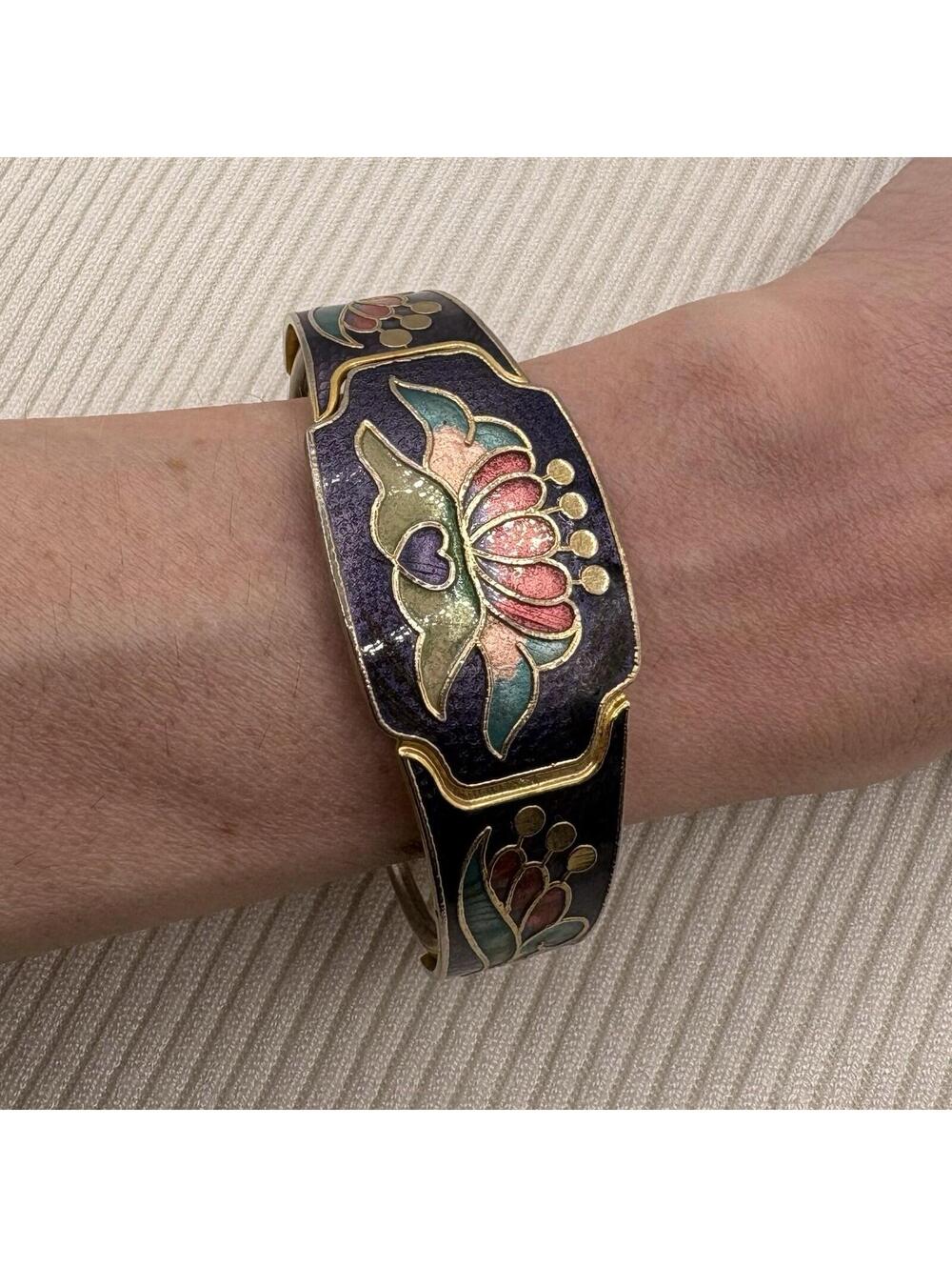 Vintage Cloisonné Floral Hinged Bangle Bracelet Enamel Gold Tone Cuff